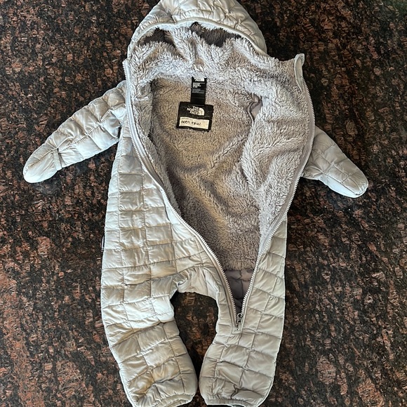 The North Face Baby ThermoBall One-Piece - Picture 8 of 8